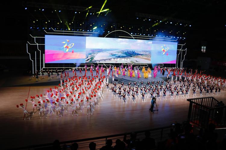 他为什么是