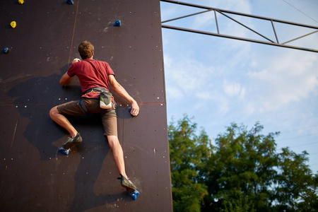 指的是球员 指的是球员